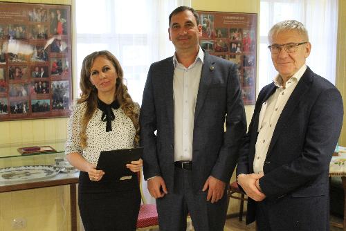 Презентация фильма "История творческого пути Владимира Зельдина" Презентация фильма "История творческого пути Владимира Зельдина"