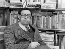 В Музее Москвы открывается выставка к 90-летию Юрия Трифонова В Музее Москвы открывается выставка к 90-летию Юрия Трифонова