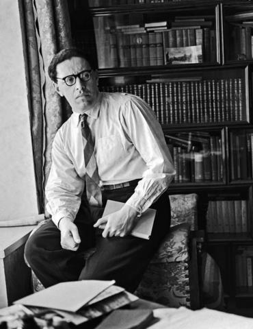 Презентация книги воспоминаний «Юрий Трифонов. Отблеск личности» Презентация книги воспоминаний «Юрий Трифонов. Отблеск личности»